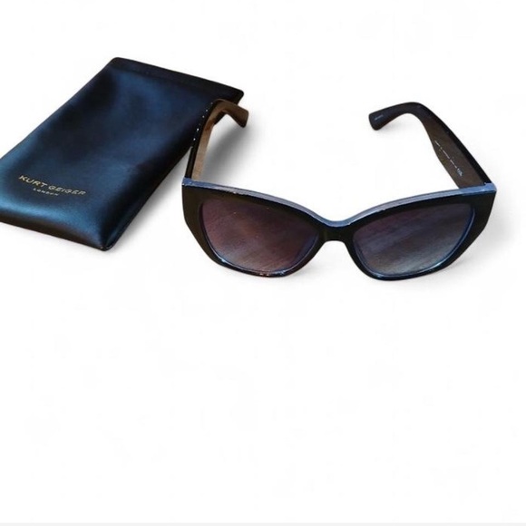 Kurt Geiger Black & Purple Sunglasses w/ Soft Case - Picture 1 of 6
